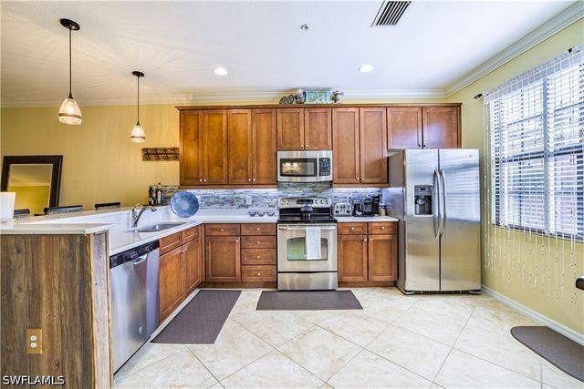 9041 Alturas ST 3803, Naples, FL 34113