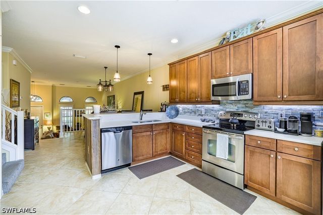 9041 Alturas ST 3803, Naples, FL 34113