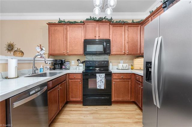 3779 Shadow Ridge Drive, High Point, NC 27265