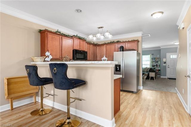 3779 Shadow Ridge Drive, High Point, NC 27265