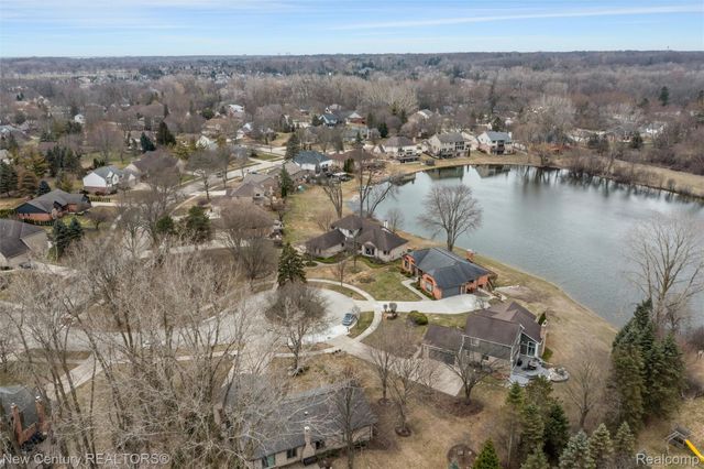 1759 Poplar Court, Troy, MI 48098