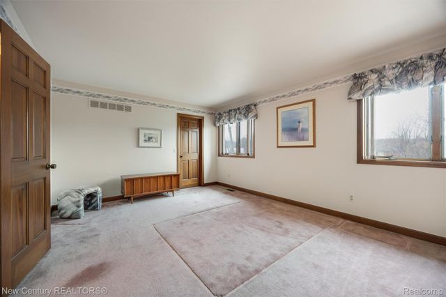 1759 Poplar Court, Troy, MI 48098