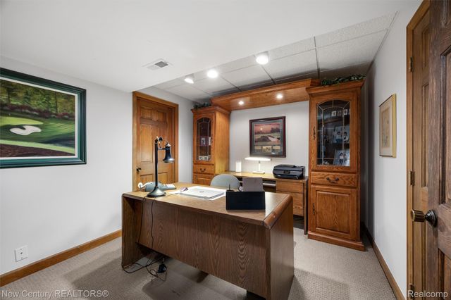 1759 Poplar Court, Troy, MI 48098