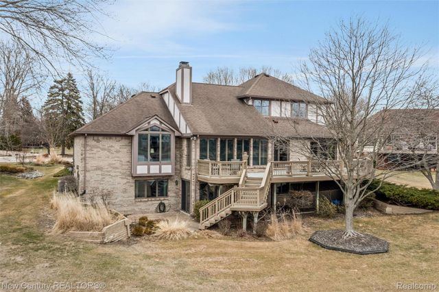 1759 Poplar Court, Troy, MI 48098