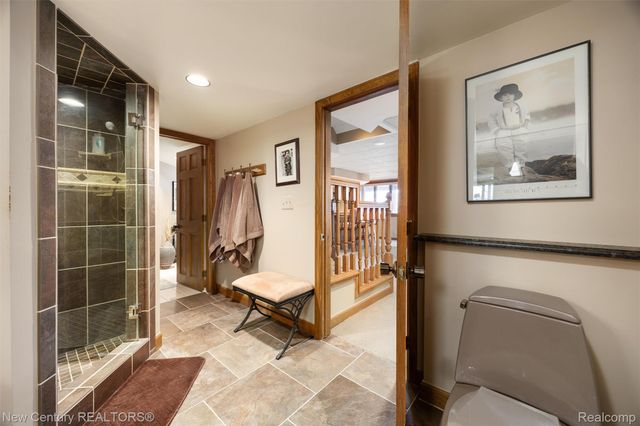 1759 Poplar Court, Troy, MI 48098