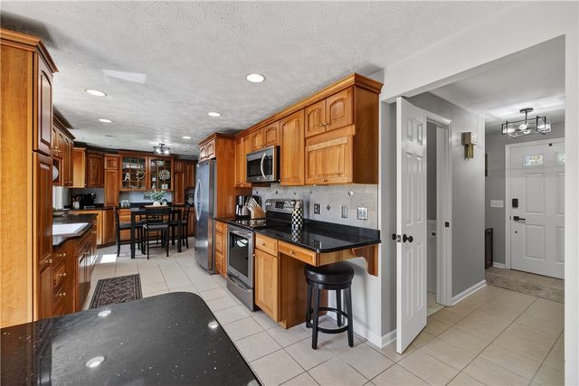 725 Macedon Center Road, Perinton, NY 14450