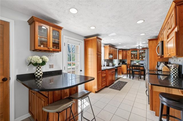 725 Macedon Center Road, Perinton, NY 14450
