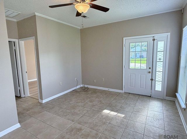 5083 Cumberland Cove Dr, Baton Rouge, LA 70817