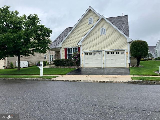 14 MORNING GLORY DR, Marlton, NJ 08053