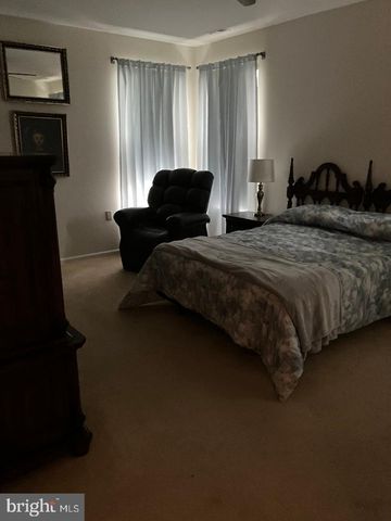 14 MORNING GLORY DR, Marlton, NJ 08053