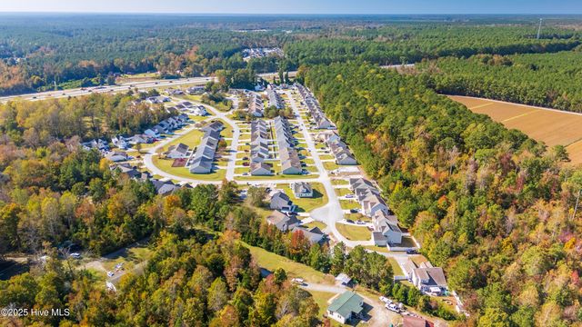 445 Peregrine Ridge Drive, New Bern, NC 28560