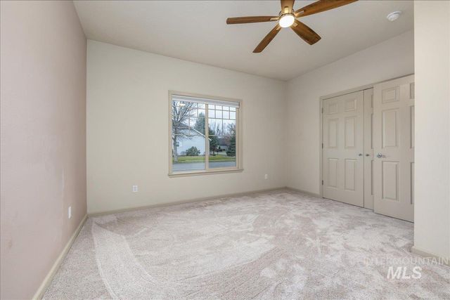 1300 W Barrymore Dr, Meridian, ID 83646