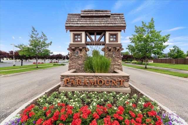 1300 W Barrymore Dr, Meridian, ID 83646