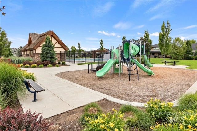 1300 W Barrymore Dr, Meridian, ID 83646