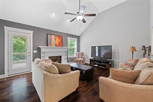 6115 Caleb Place, Ooltewah, TN 37363