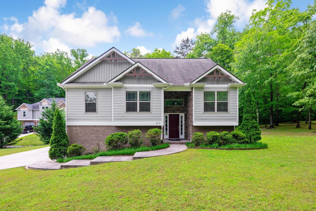 6115 Caleb Place, Ooltewah, TN 37363