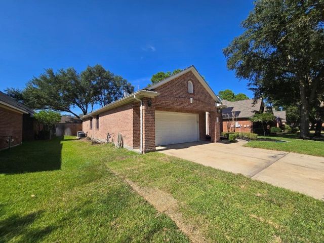 18631 Mosshill Estates Lane, Cypress, TX 77429