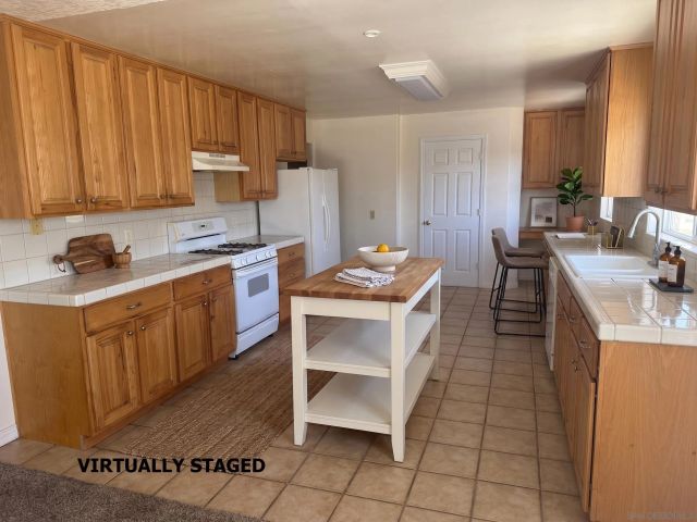 26942 Oakmont Rd, Valley Center, CA 92082