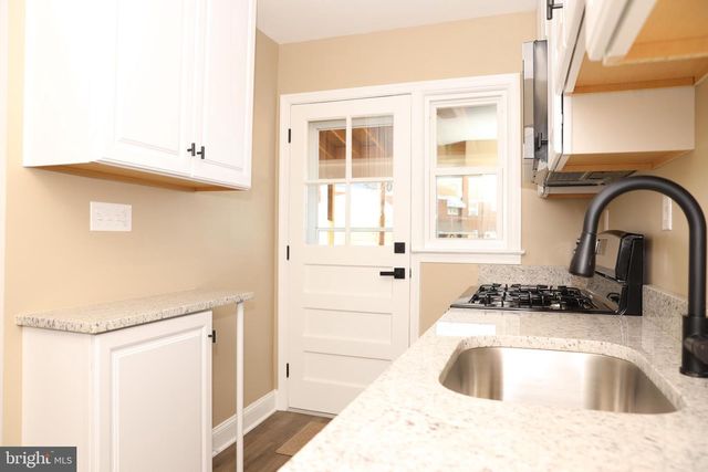 328 TORNER RD, Essex, MD 21221