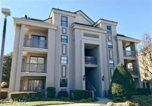409 Harbour Pt Apt 305, Virginia Beach, VA 23451