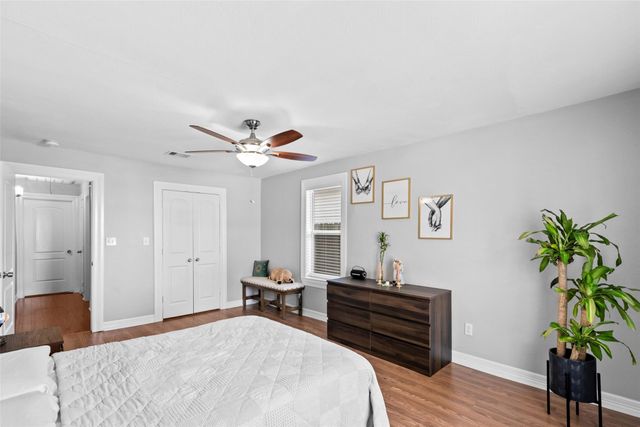 4201 Marina Street, Houston, TX 77007