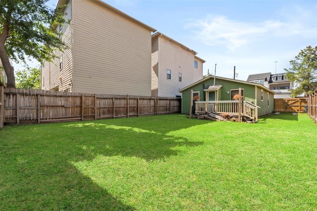 4201 Marina Street, Houston, TX 77007