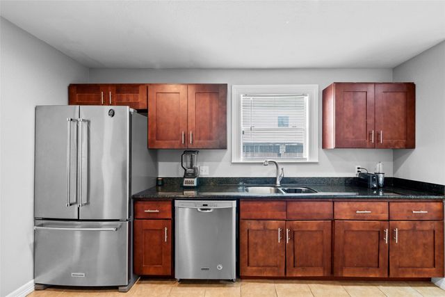 4201 Marina Street, Houston, TX 77007