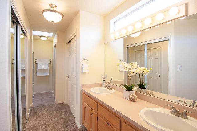 7239 Natalie Janae Lane NE, Albuquerque, NM 87109