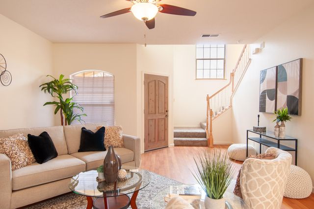 7239 Natalie Janae Lane NE, Albuquerque, NM 87109