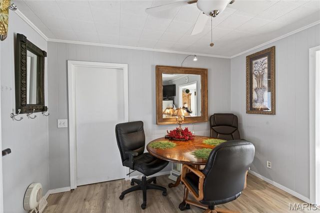 2911 Oak Grove Road, Poplar Bluff, MO 63901