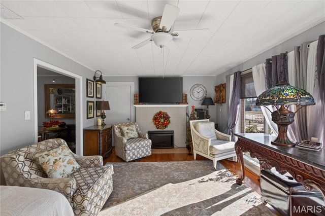 2911 Oak Grove Road, Poplar Bluff, MO 63901