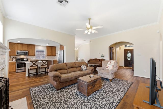 11122 Barrow Lane, Houston, TX 77065