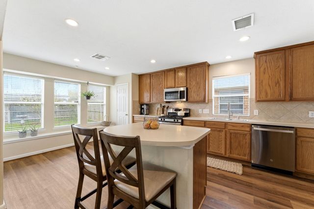 11122 Barrow Lane, Houston, TX 77065