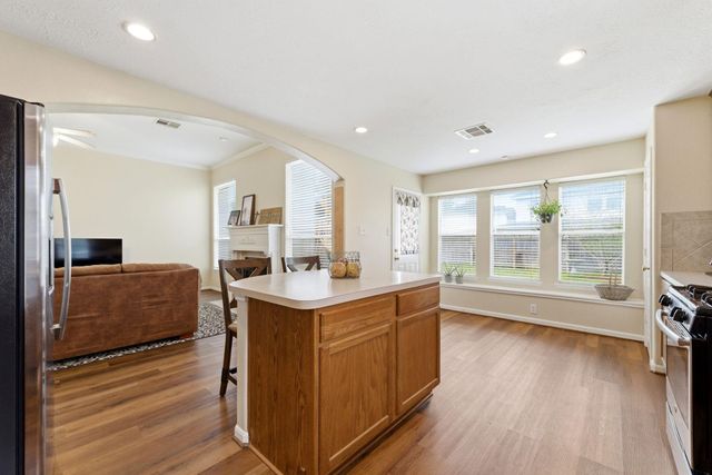 11122 Barrow Lane, Houston, TX 77065