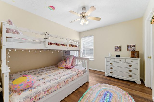 11122 Barrow Lane, Houston, TX 77065