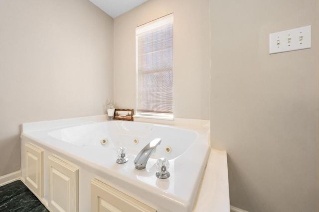 204 Cheyenne Drive, Westminster, SC 29693
