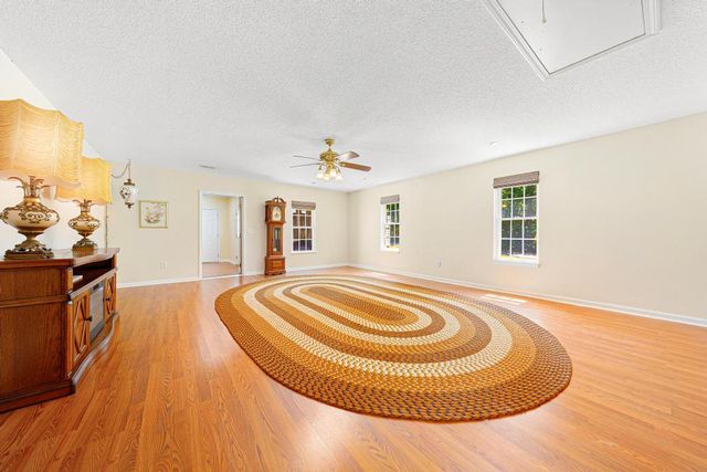 204 Cheyenne Drive, Westminster, SC 29693