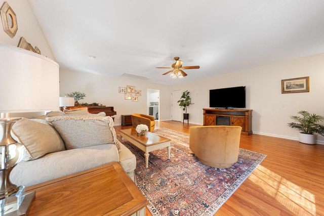 204 Cheyenne Drive, Westminster, SC 29693