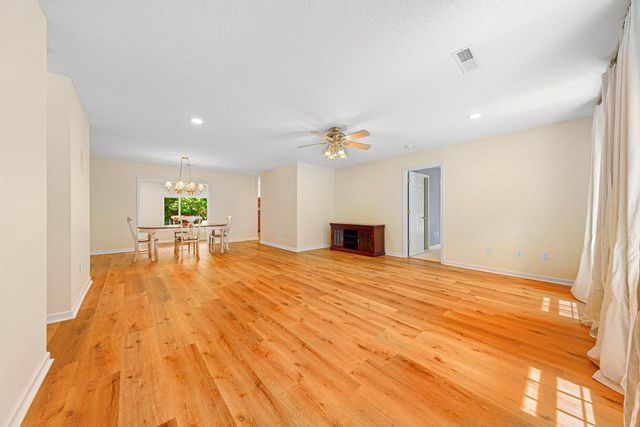 204 Cheyenne Drive, Westminster, SC 29693