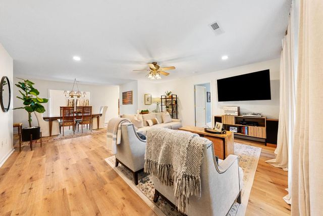 204 Cheyenne Drive, Westminster, SC 29693