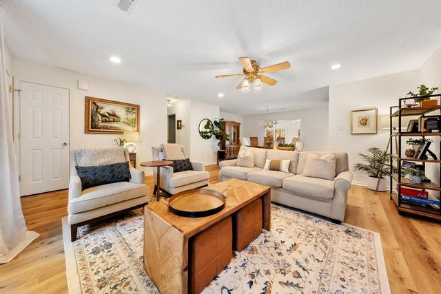 204 Cheyenne Drive, Westminster, SC 29693