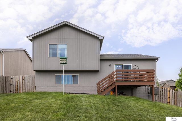 14218 WYOMING Street, Omaha, NE 68142