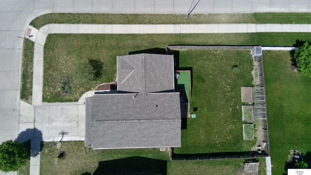 14218 WYOMING Street, Omaha, NE 68142