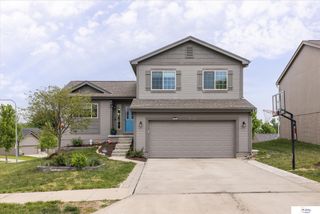 14218 WYOMING Street, Omaha, NE 68142