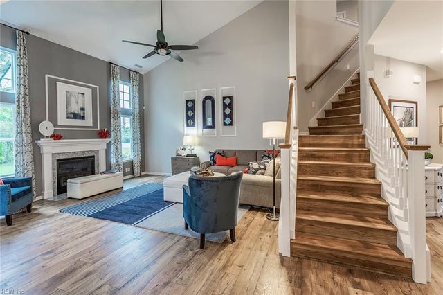 6023 Sam Callis CIR, Suffolk, VA 23435