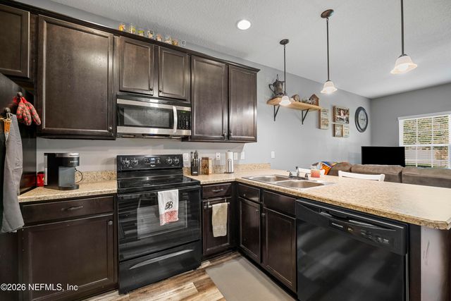 2738 HOLLYBROOK Lane, Orange Park, FL 32073