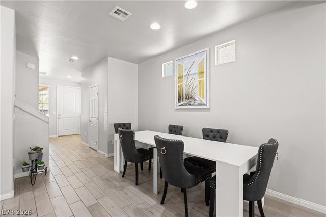 9804 Kodiak Island Court, Las Vegas, NV 89141