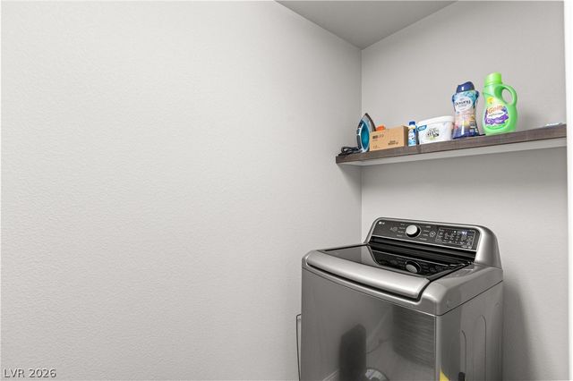9804 Kodiak Island Court, Las Vegas, NV 89141