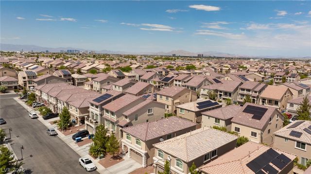 9804 Kodiak Island Court, Las Vegas, NV 89141