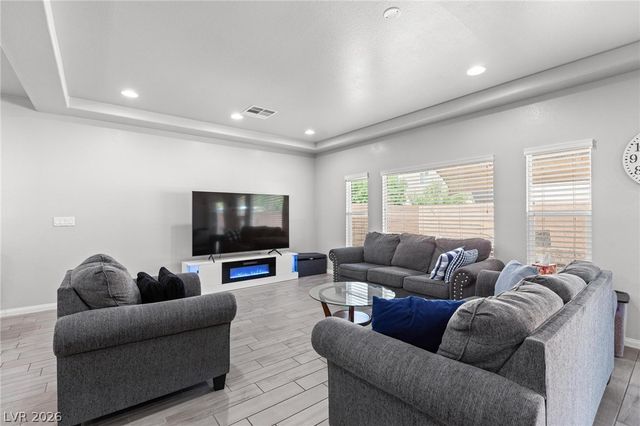 9804 Kodiak Island Court, Las Vegas, NV 89141